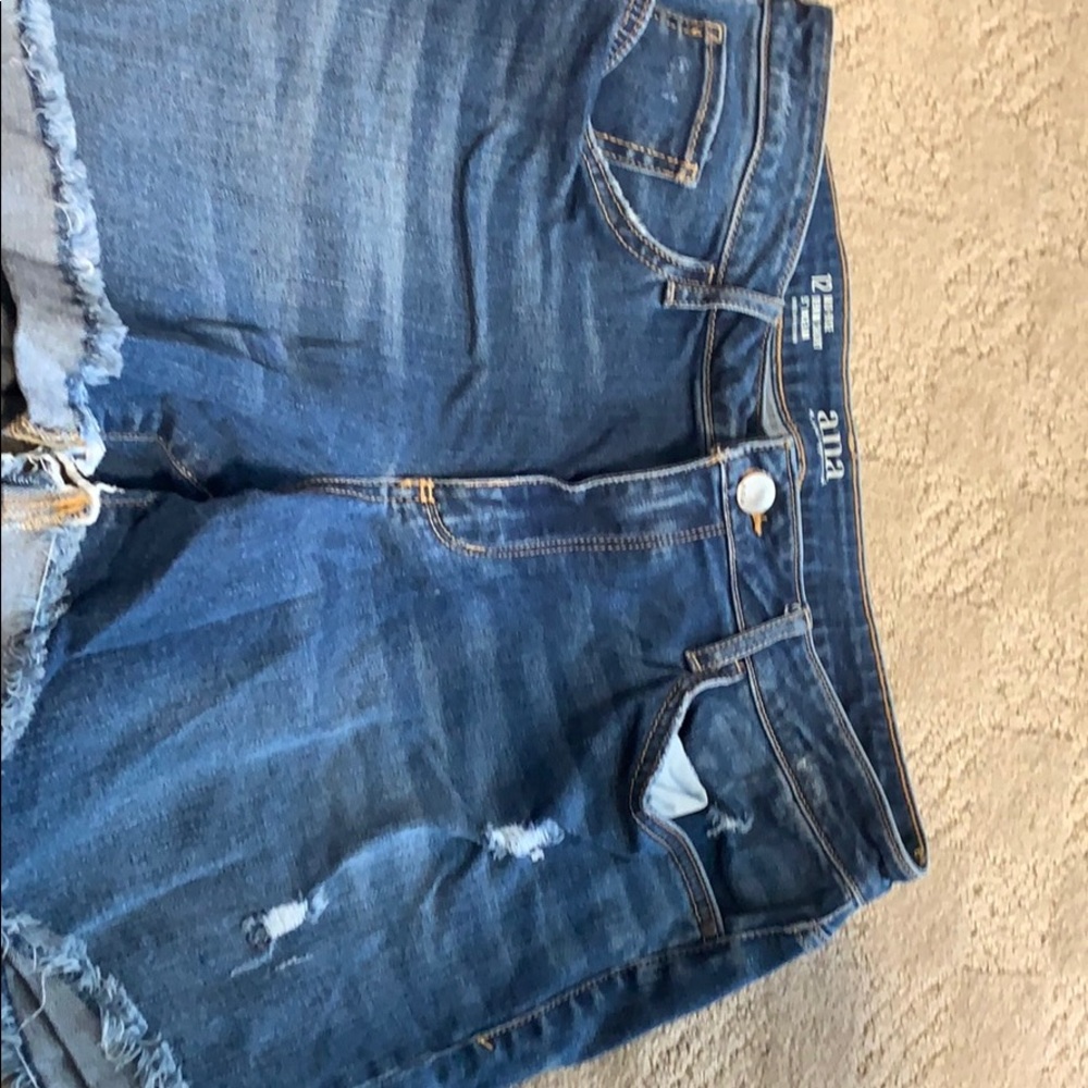 A.N.A Jean shorts